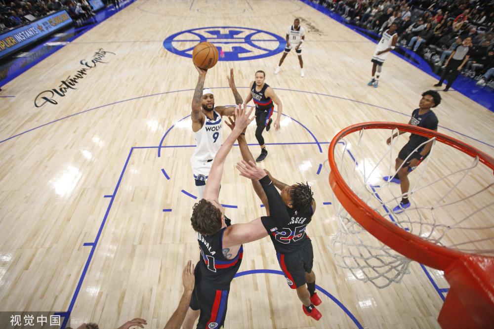 场展示出的 场展示出的