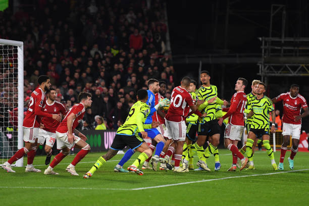 表现和对球 表现和对球