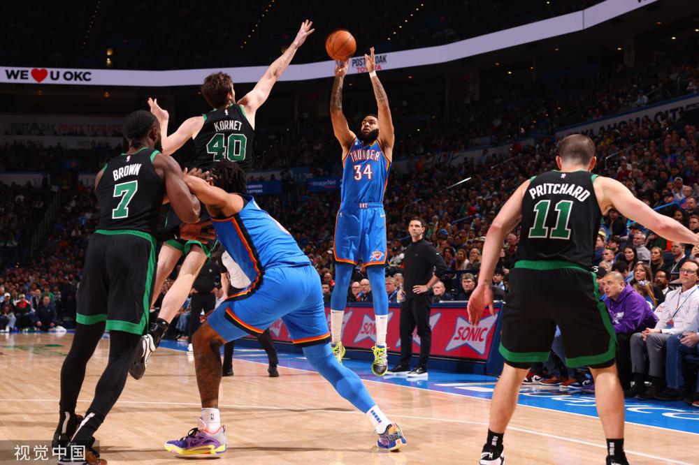 他在比赛中 他在比赛中