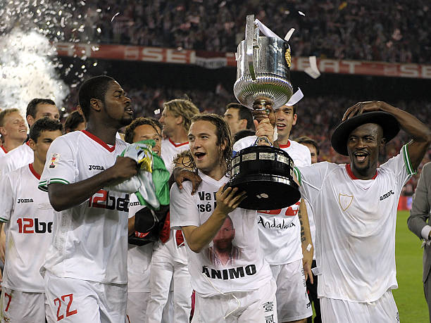 策他不断进 策他不断进